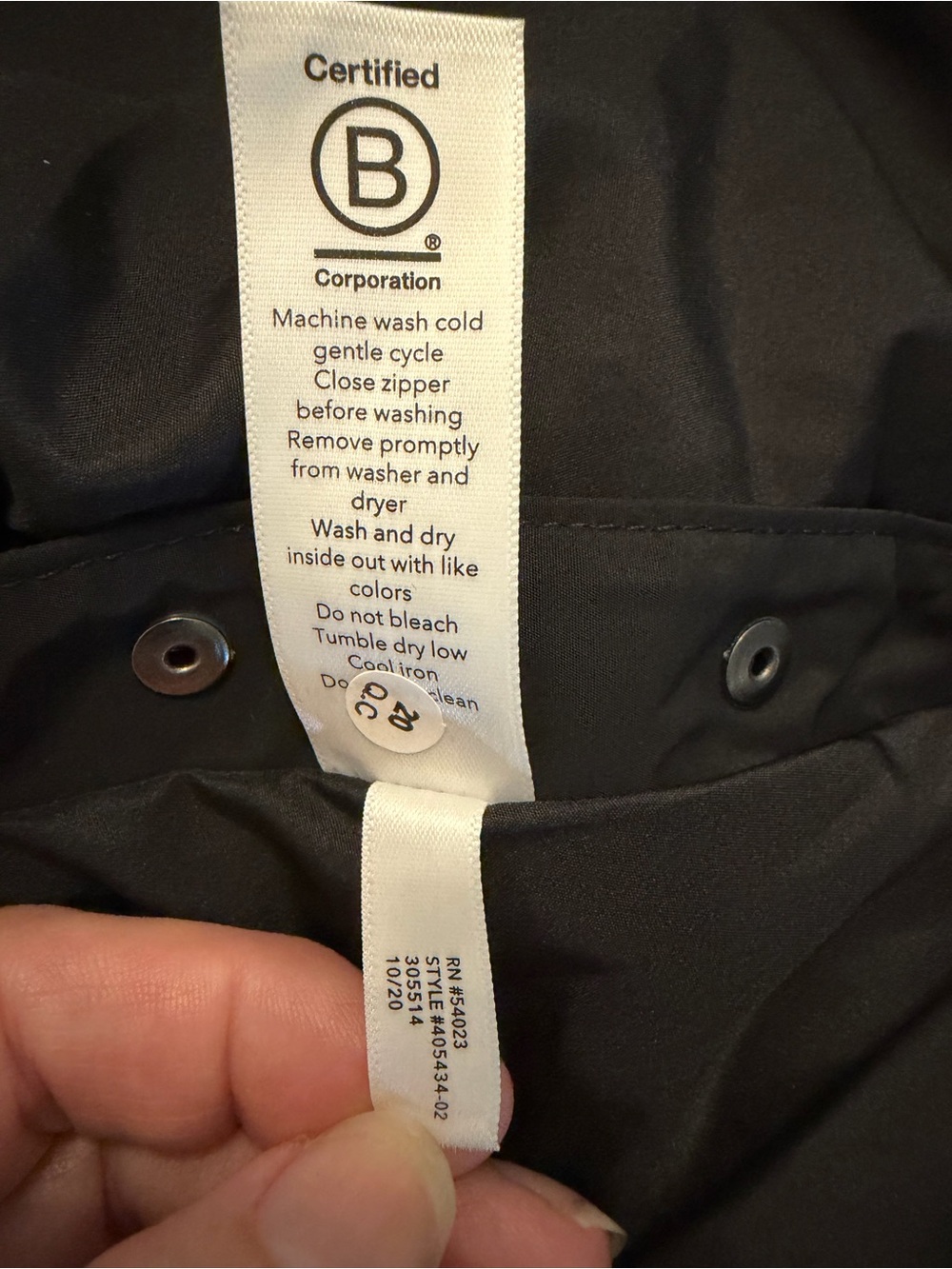 Athleta Point Reyes Bomber Jacket Black Hooded Ruched Oversized 3X - Picture 9 of 9